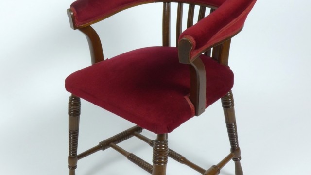 Adolf Loos: Stössler Armlehnstuhl